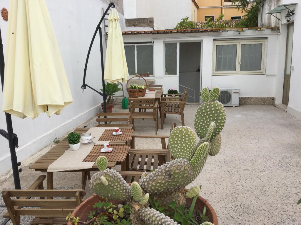 Case Vacanze Le Rose Villa Noto Ngoại thất bức ảnh