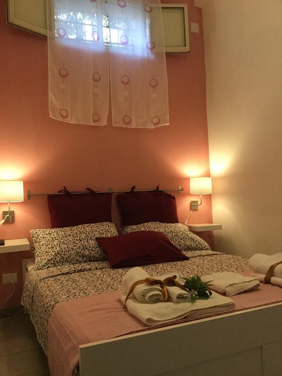 Case Vacanze Le Rose Villa Noto Ngoại thất bức ảnh